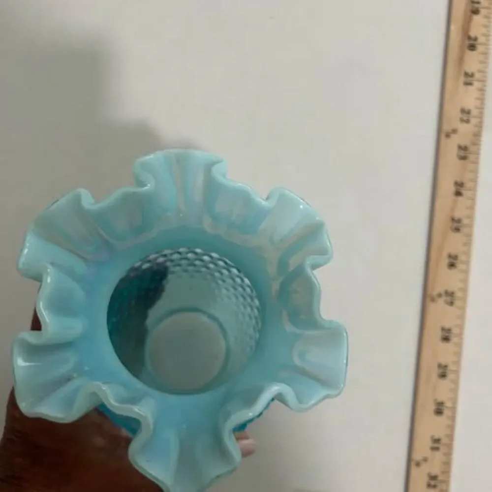Vintage Fenton Hobnail blue vase